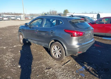 2018 Nissan Rogue Sport Sv z USA, uszkodzony, nr VIN JN1BJ1CR7JW207394